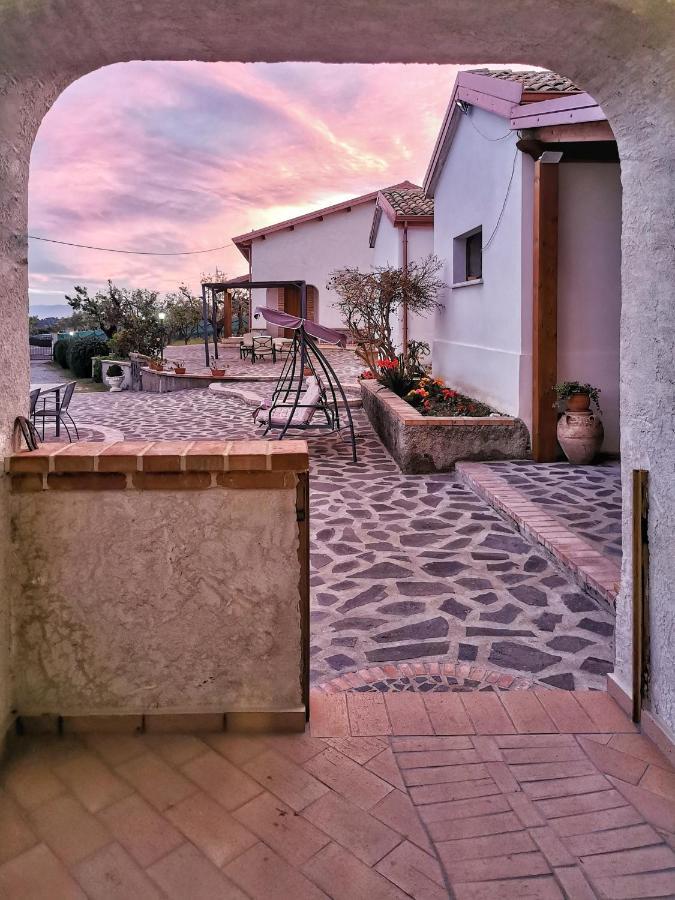 Villa Borgo Santa Lucia Cropani Exterior foto